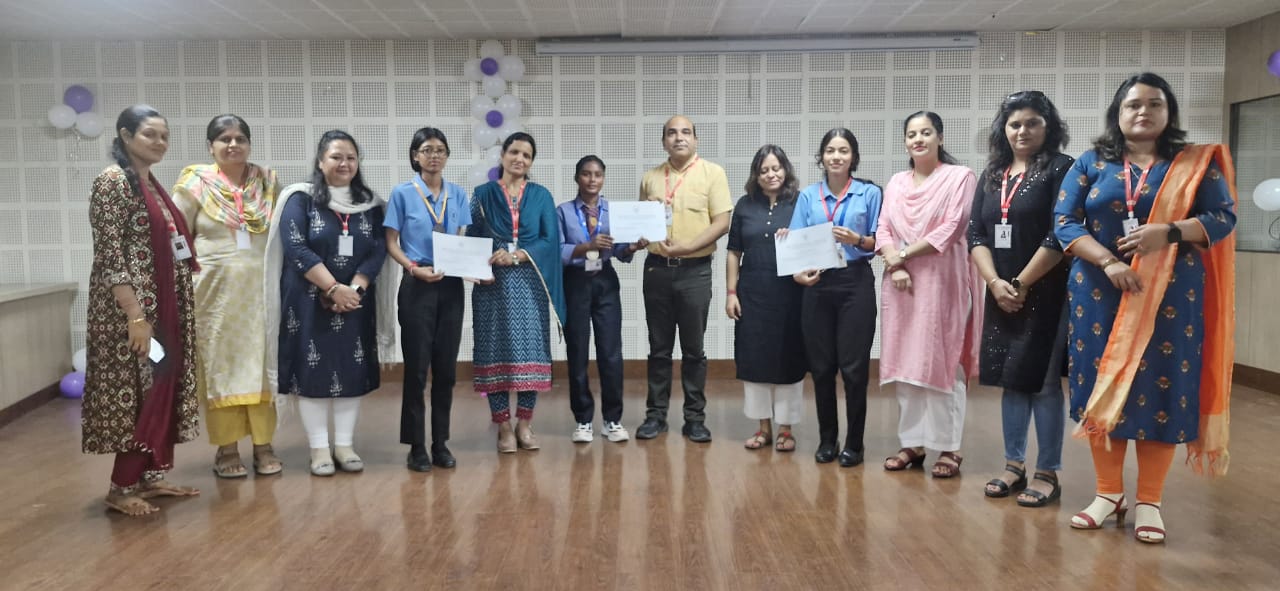 हिंदी कहानी लेखन में प्रिया प्रथम, रोजी द्वितीय और आकांक्षा तृतीय स्थान पर रहीं…