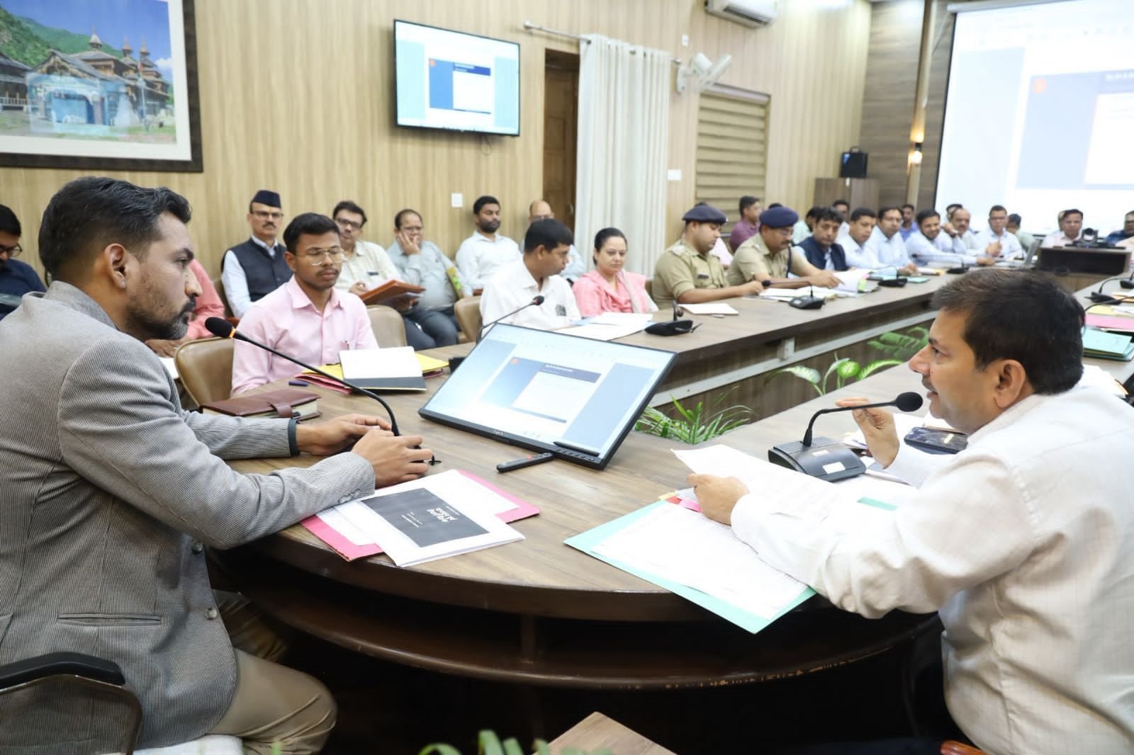 मानसून से पहले अलर्ट मोड में प्रशासन, डीएम ने सभी विभागों से 7 दिन में मांगा माइक्रो प्लान…